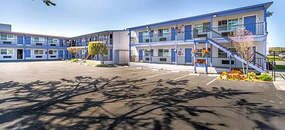 SureStay Hotel by Best Western Seaside Monterey