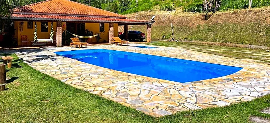 Chacara com lazer e conforto em Joanopolis SP