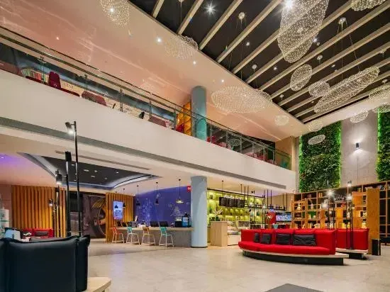 Ibis Hotel (Xi'anDaming Palace West Subway Station)