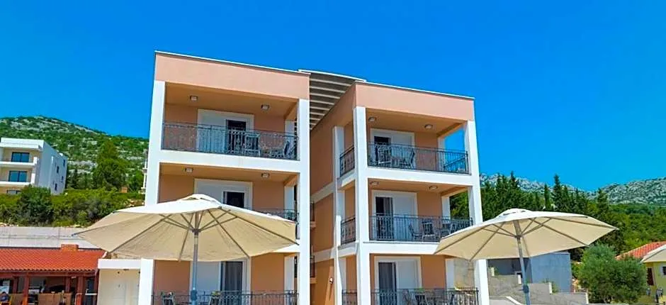 Villa Tin Apartments