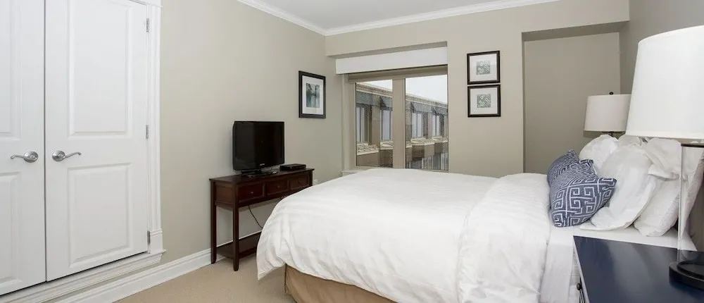Moore Suites - Salter's gate