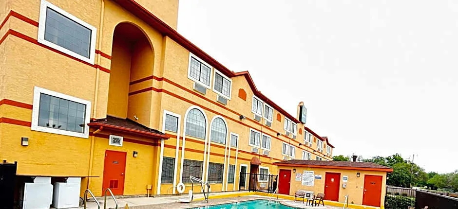Quality Suites San Antonio Brooks City Base