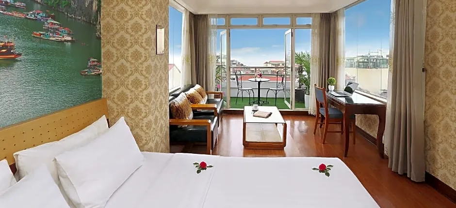 Hanoi House Hostel & Travel