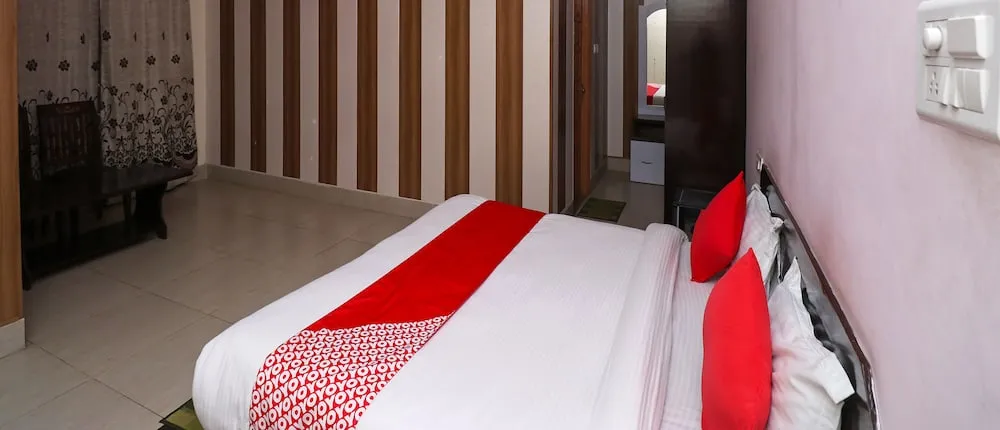 OYO 29383 Hotel Heaven Heights