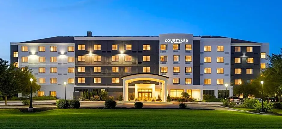 Courtyard by Marriott Lancaster