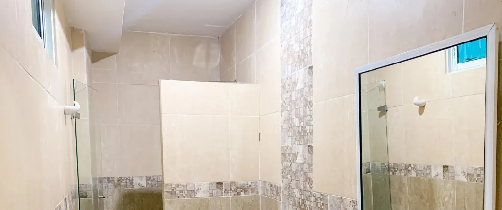 Hotel Abi Inn By GEH Suites