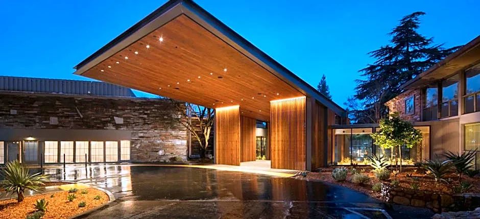 Flamingo Resort & Spa Santa Rosa Sonoma, Tapestry by Hilton