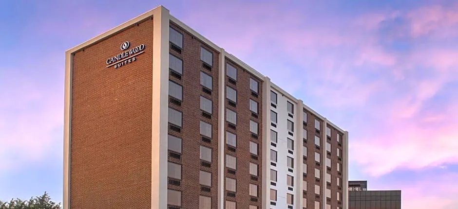 Candlewood Suites Alexandria West