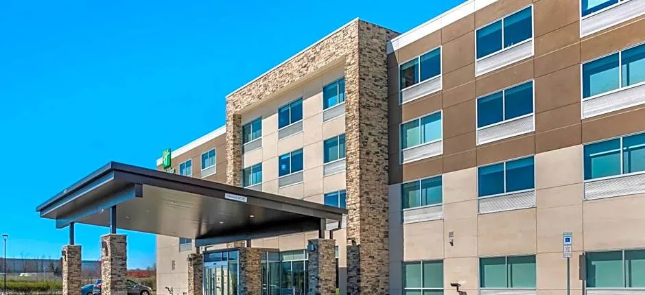 Holiday Inn Express and Suites Carlisle Southwest I-81 By IHG