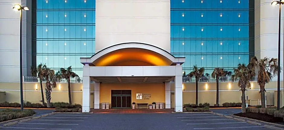 Holiday Inn Express & Suites VA Beach Oceanfront, an IHG Hotel
