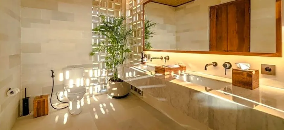 Elegant 5 Bedrooms private luxury villa in Canggu