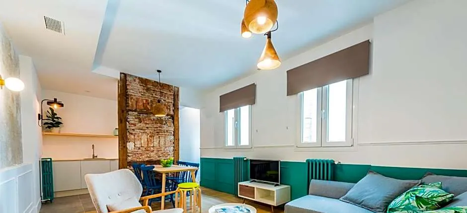 Be Mate Gran Vía Suites