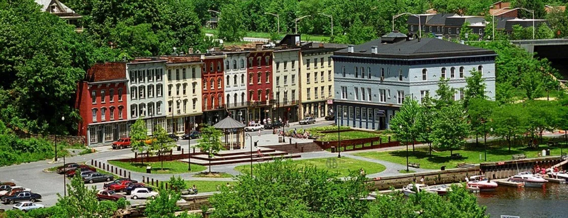 Holiday Inn Express & Suites Kingston-Ulster, an IHG Hotel