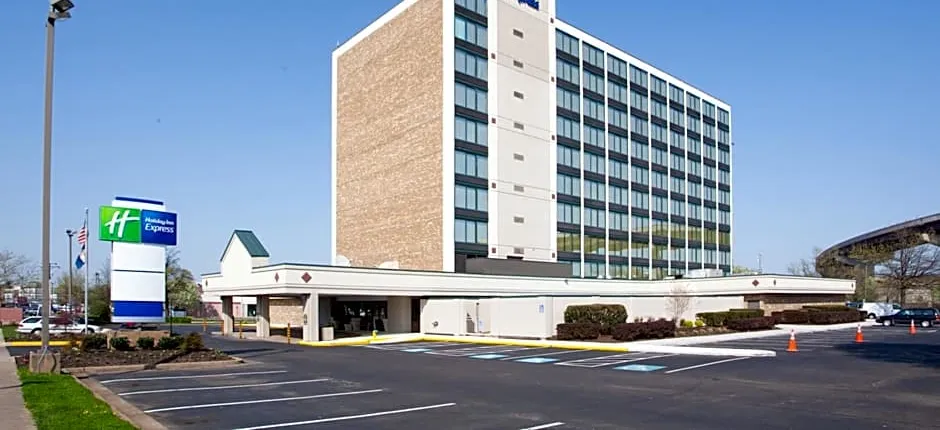 Holiday Inn Express Washington DC SW - Springfield By IHG