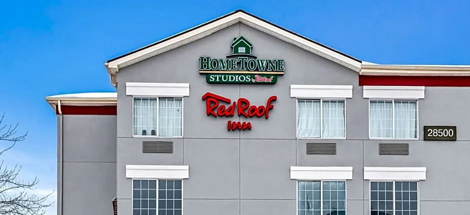 HomeTowne Studios Southfield