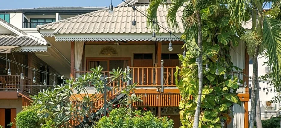 Buri Gallery House