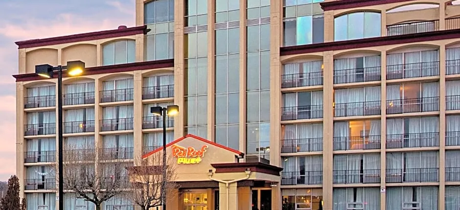 Red Roof Inn PLUS+ Wichita East