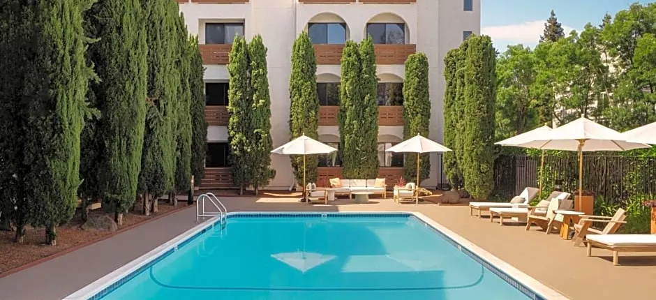 Hotel Avante, part of JdV by Hyatt