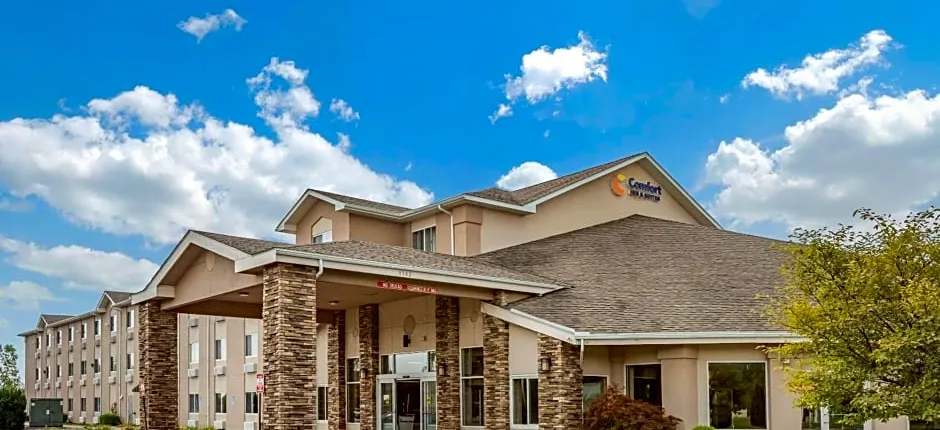 Comfort Inn & Suites Dimondale - Lansing