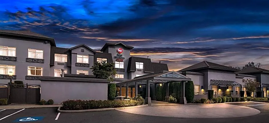 Best Western Plus Pitt Meadows Inn & Suites