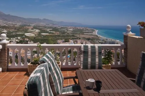 Villa Terrazas with Pool and Jacuzzi SpainSunRentals 1173