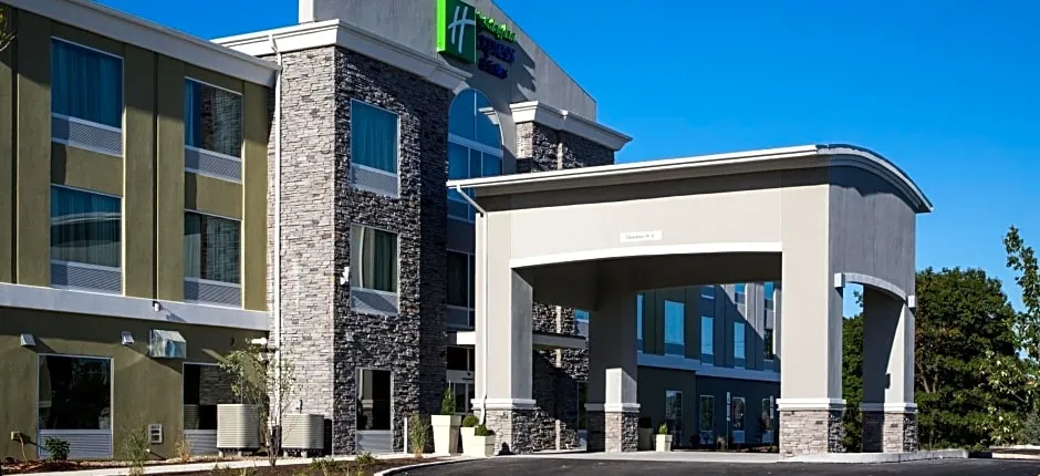 Holiday Inn Express and Suites Carlisle Harrisburg