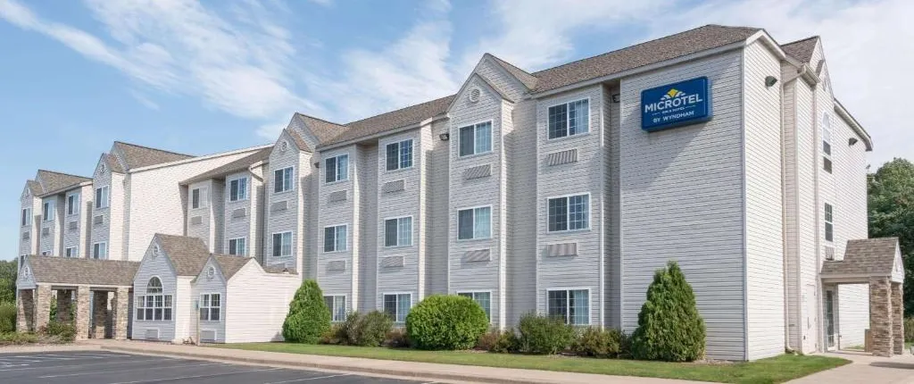 Microtel Inn & Suites by Wyndham Rice Lake