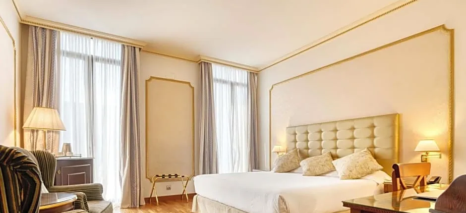Hotel Roger De Lluria