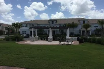 4851 Storey Lake Resort 37630 / 37655