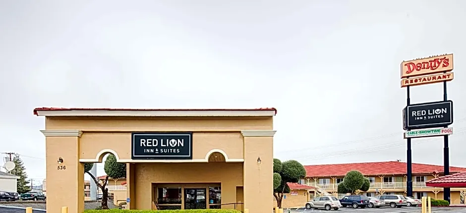 Red Lion Inn & Suites Redding