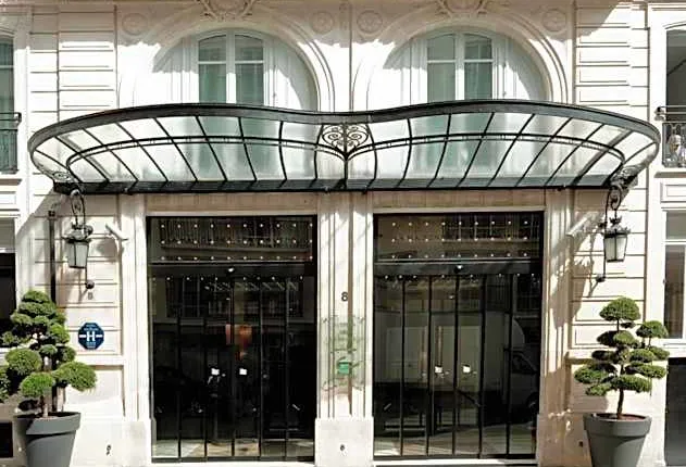 La Maison Champs Elysees