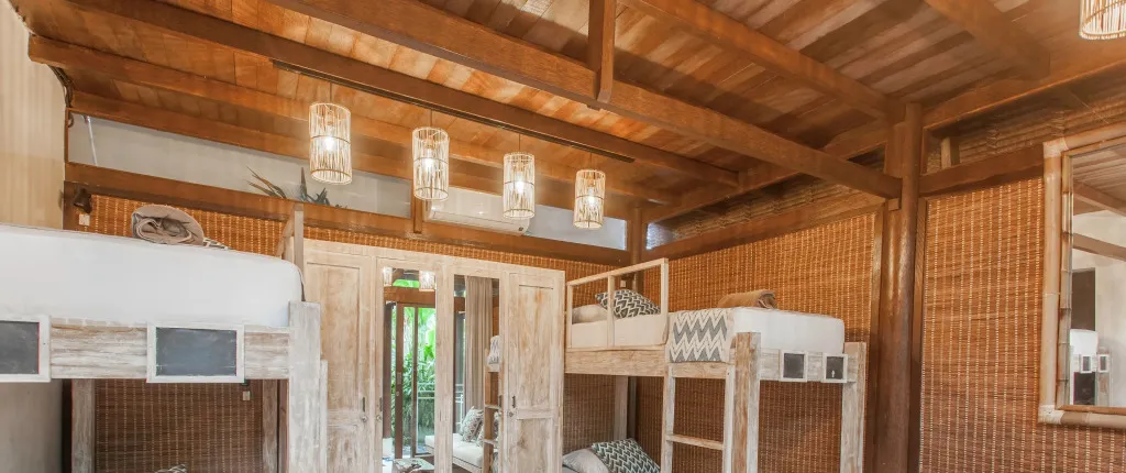 The Green Room Seminyak - Hostel