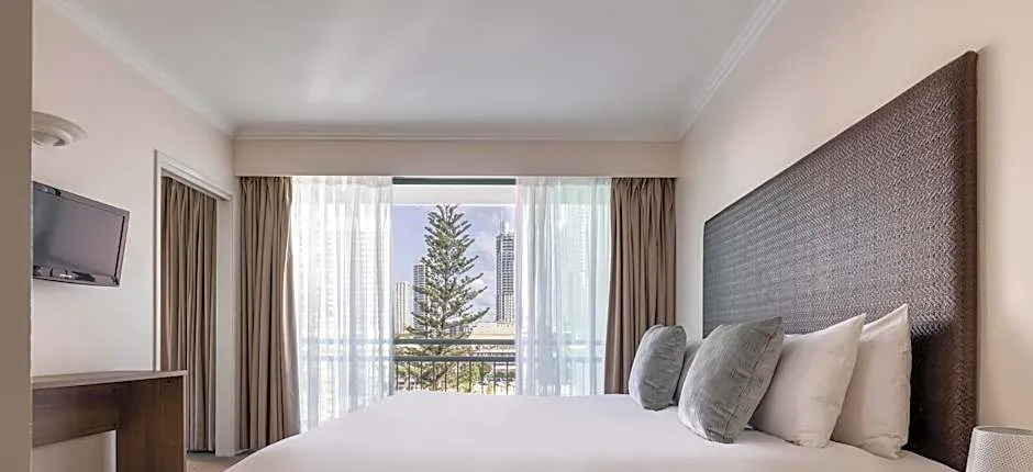 Mantra Crown Towers Surfers Paradise