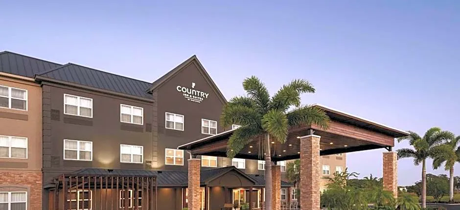 Country Inn & Suites by Radisson, Bradenton - Lakewood Ranch