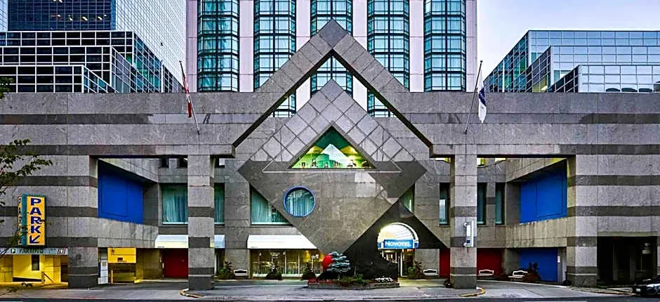 Novotel Toronto North York
