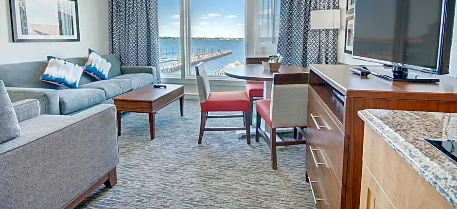 Wyndham Inn on the Harbor