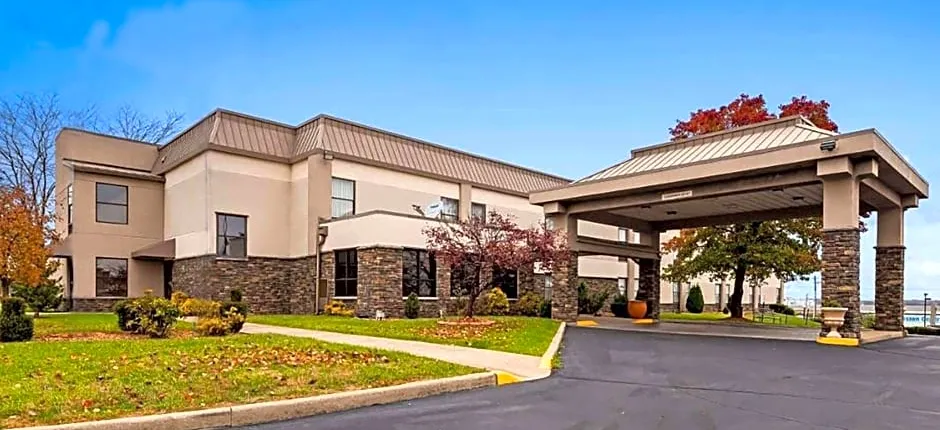 Baymont by Wyndham Monroe Ohio