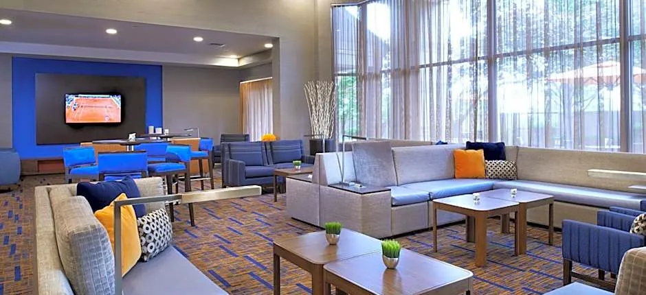 Courtyard by Marriott Kansas City Overland Park/Convention Center