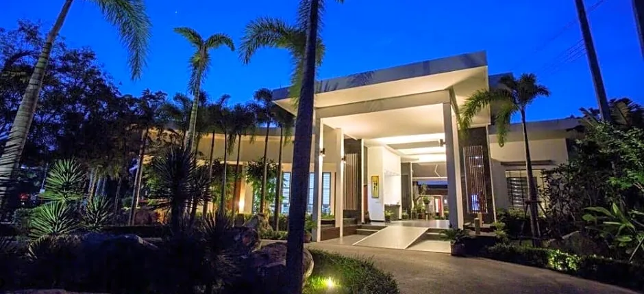 Black Lotus Resort & Spa