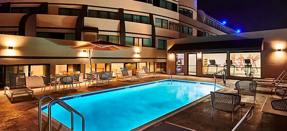 DoubleTree By Hilton Fullerton