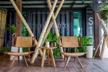 Sleepbox Chiangmai Hotel