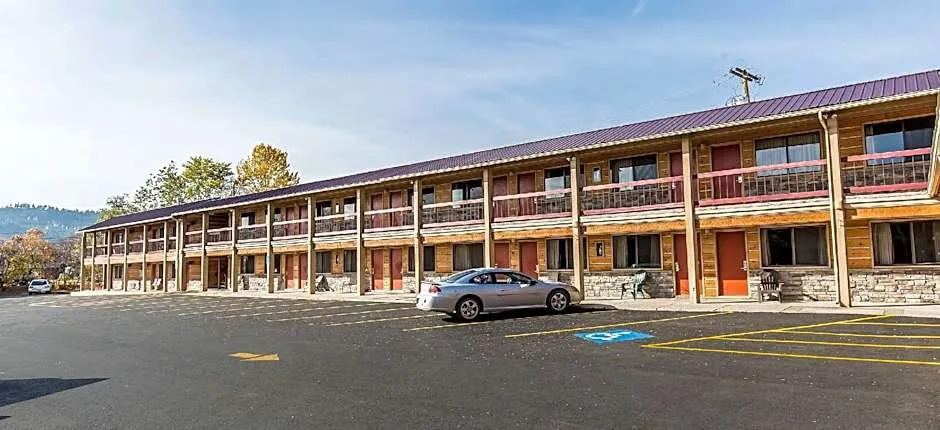 Econo Lodge Inn & Suites Kalispell - Glacier National Park Gateway