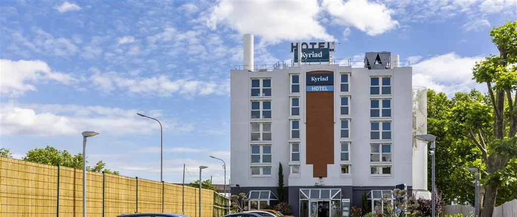 Kyriad Paris Ouest - Colombes