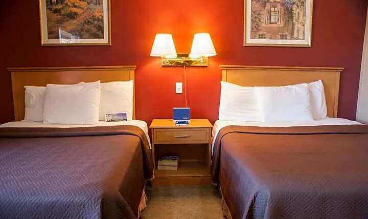 Travelodge by Wyndham Cathedral City