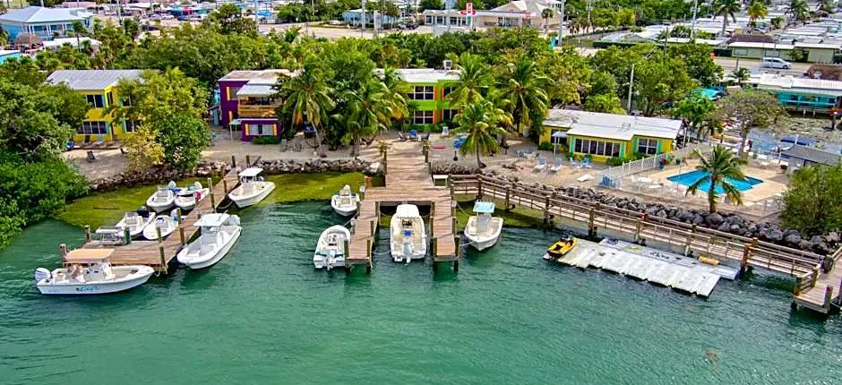 Captain Pip's Marina & Hideaway