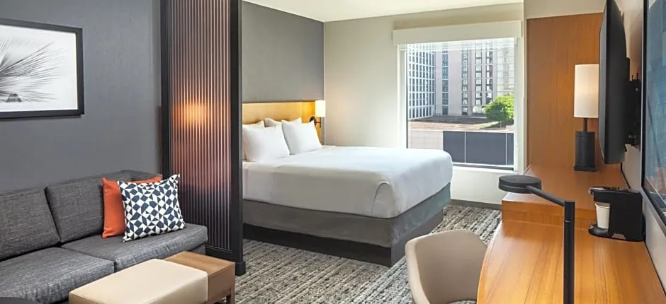 Hyatt Place Nashville Downtown