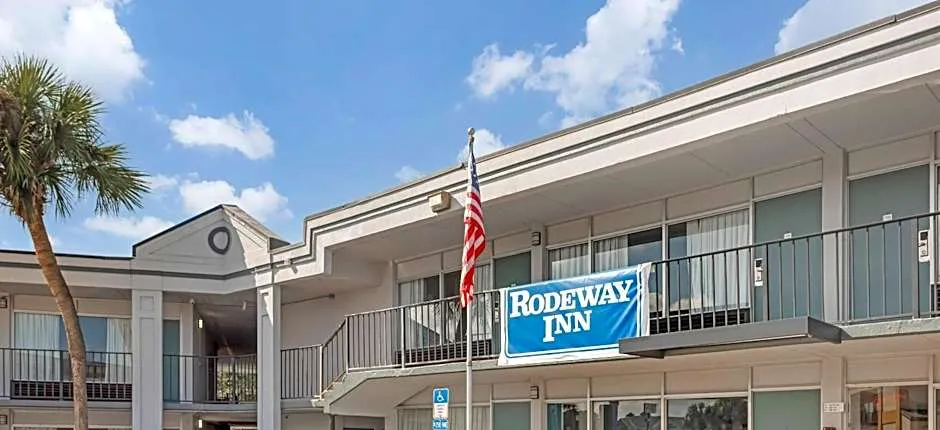 Rodeway Inn Orange Park - Jacksonville near Naval Air Station