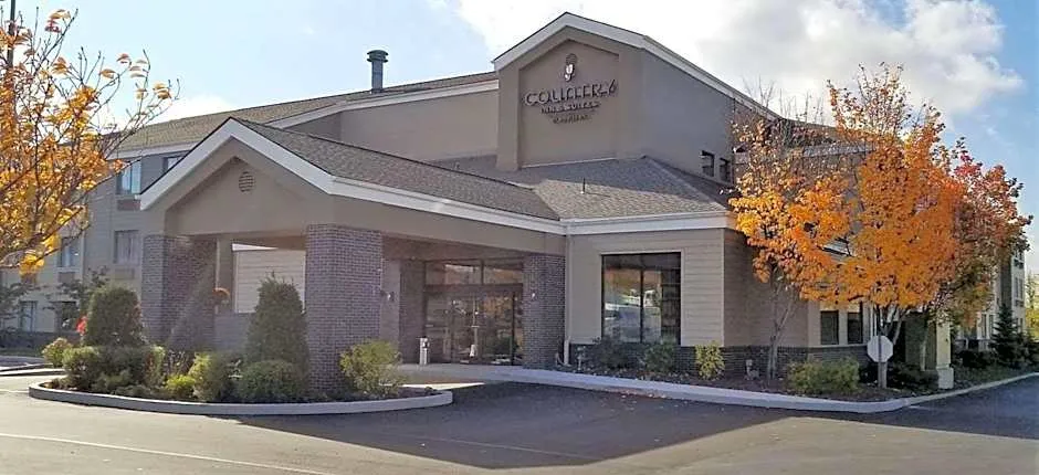 Country Inn & Suites by Radisson, Erie, PA