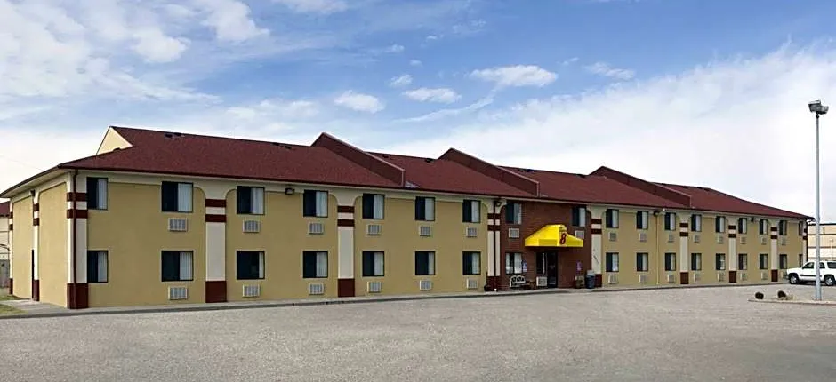 Super 8 by Wyndham Park City/North Wichita Area