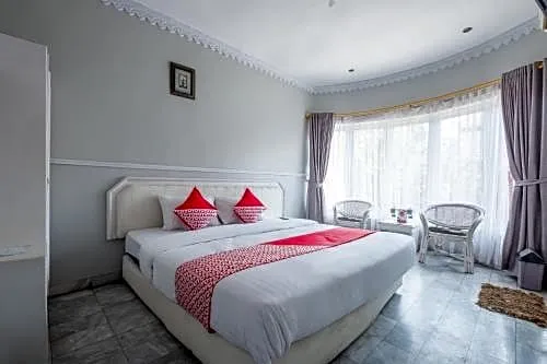 OYO 1444 Patradissa Stasiun Bandung Hotel